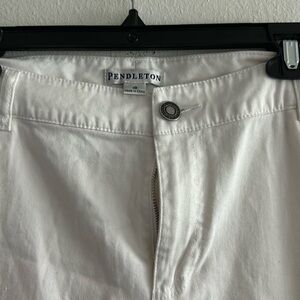 Pendleton white cropped jeans size 18